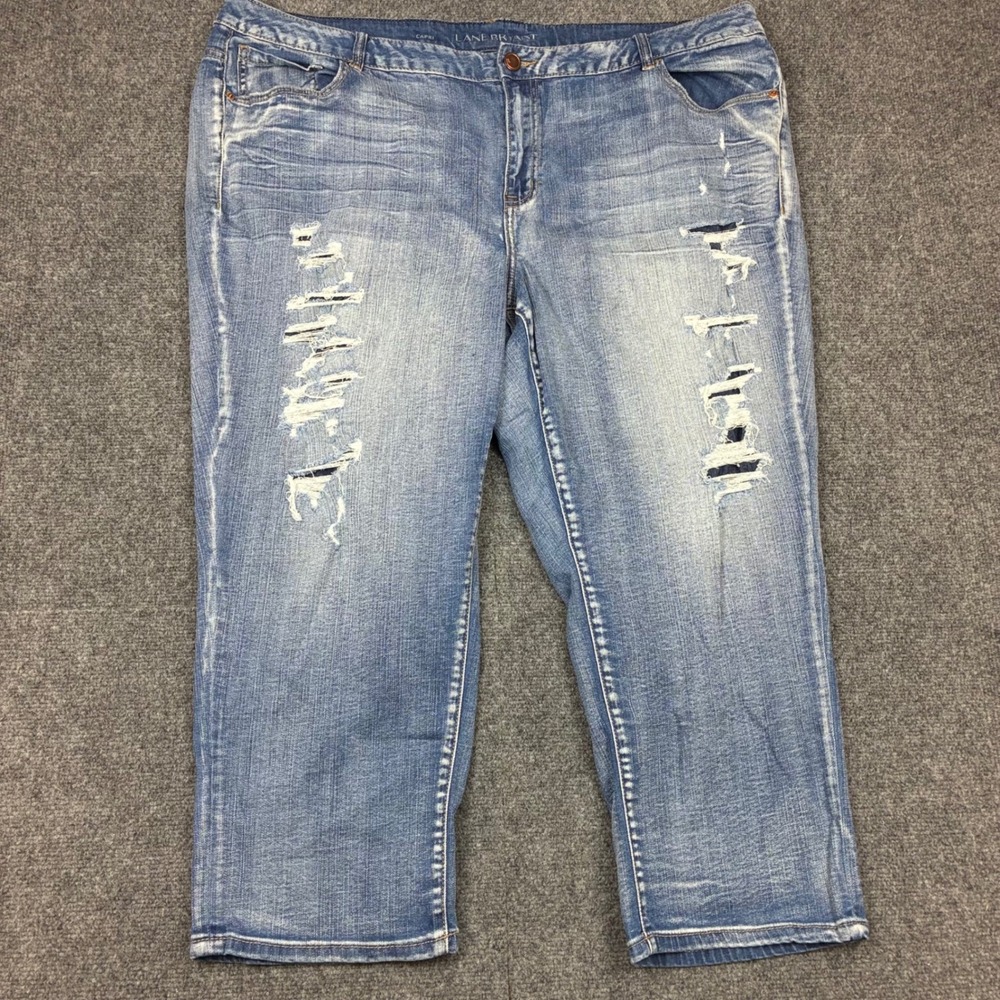 Lane Bryant Capri Jeans Womens Size 26 Distressed Ripped Denim Cropped Pants